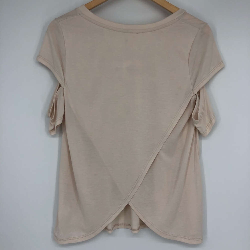 NWT Lazy Sunday V-Neck Criss Cross Back Tee - Picture 3 of 7